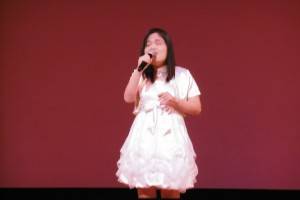 盲人歌手蕭湘婷歌藝精湛
