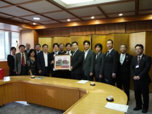 台南市長京都府庁あ