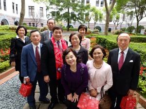 拜訪團員與陳木川團長（左四）