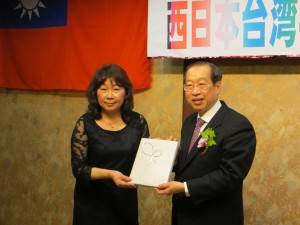 海めぐみ会長と曽念祖処長