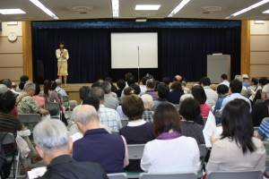 講演とパフォーマンス会場