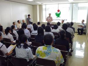 駐那霸辦事處處長粘信士應邀致詞