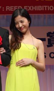 吉高由里子獲選為20歲部門最適合配戴珠寶的人