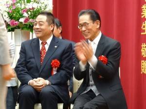 理事長羅辰雄(右)、理事李忠儒(左)
