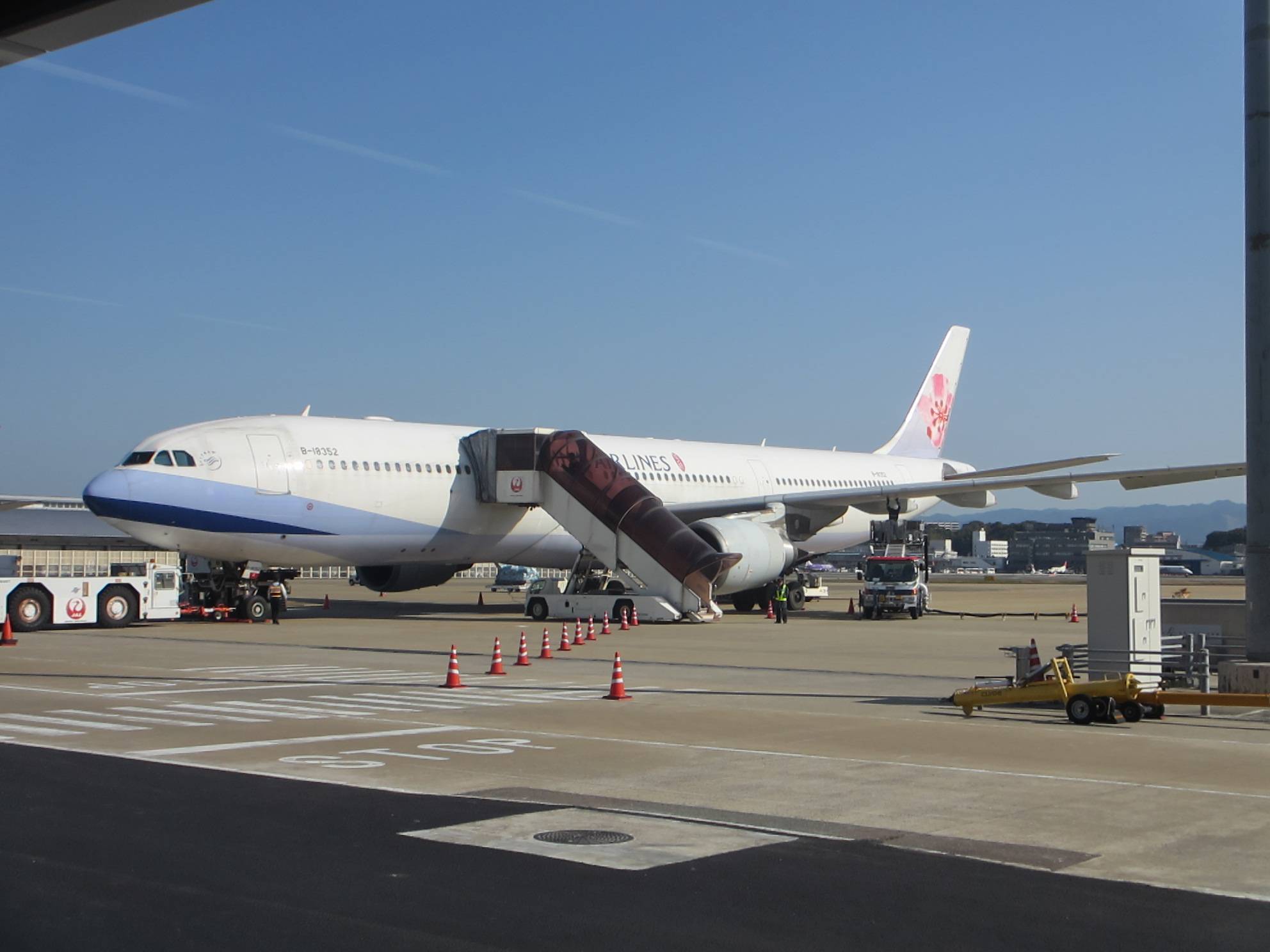 配合新天皇即位 20日起赴日航班加強安檢