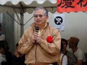駐大阪辦事處處長蔡明耀到場為同學加油