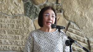 僑務委員新垣旬子受留日大學教師聯誼會之邀發表演講