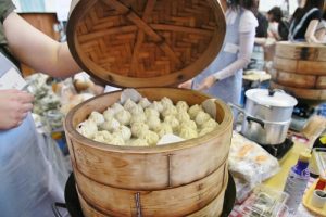 台灣的小籠包也是園遊會上熱門美食之一