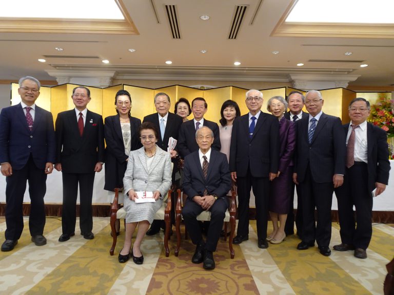 德仁天皇即位賀禮　台民間贈送裕仁手種樹