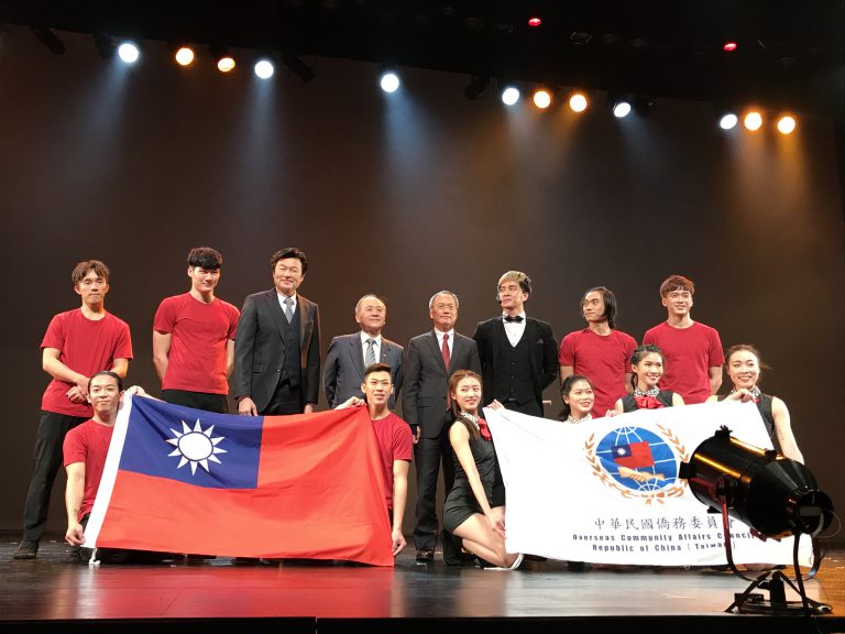 吳新興委員長率春訪團大阪首演 贏得滿堂喝采