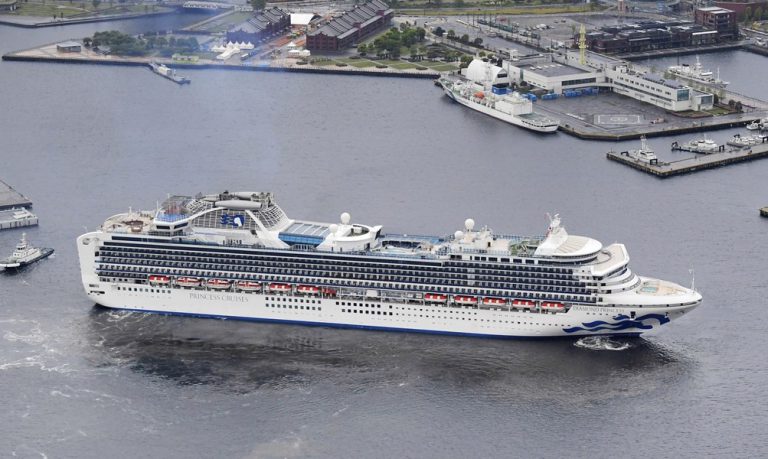 郵輪泊靠日本長崎港 今新增33人確診感染