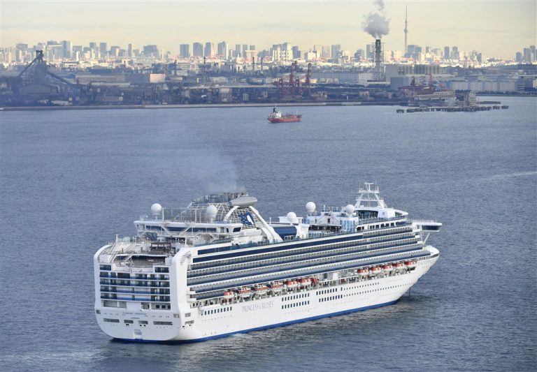 鑽石公主號傳年長者可能提早下船 目前尚未有消息