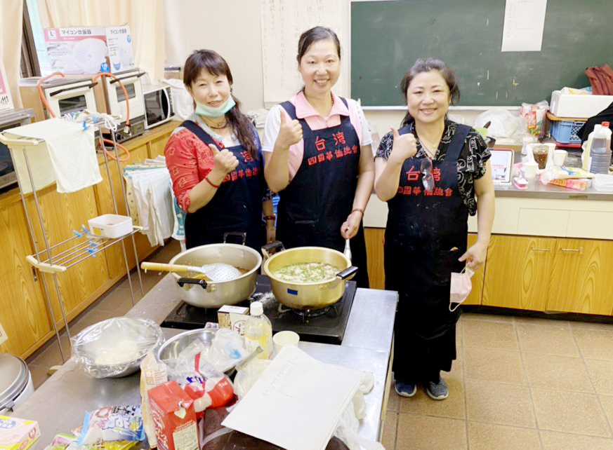 上島會長好廚藝獲得眾人肯定,美食教室開課都會吸引不少人參加