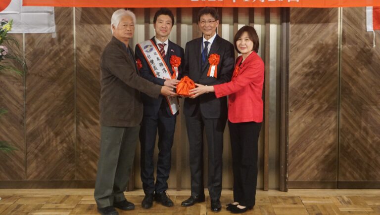 橫濱台灣商會交接儀式　林子傑接任第七屆會長