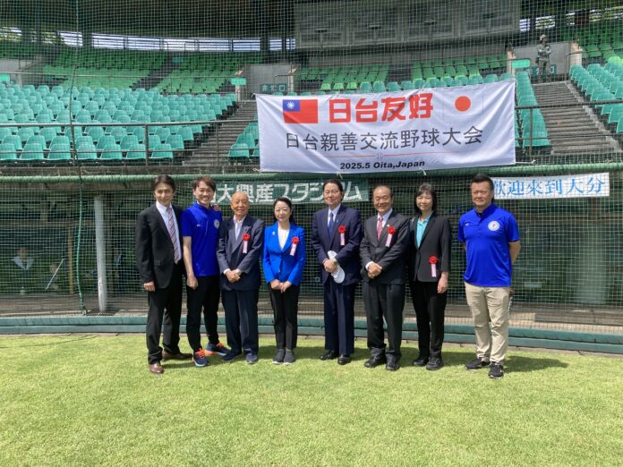 5E15BAAB-0A5D-46E2-BB19-04075C48CA64