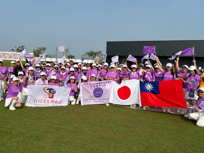 世華譲大家看到台湾的國旗