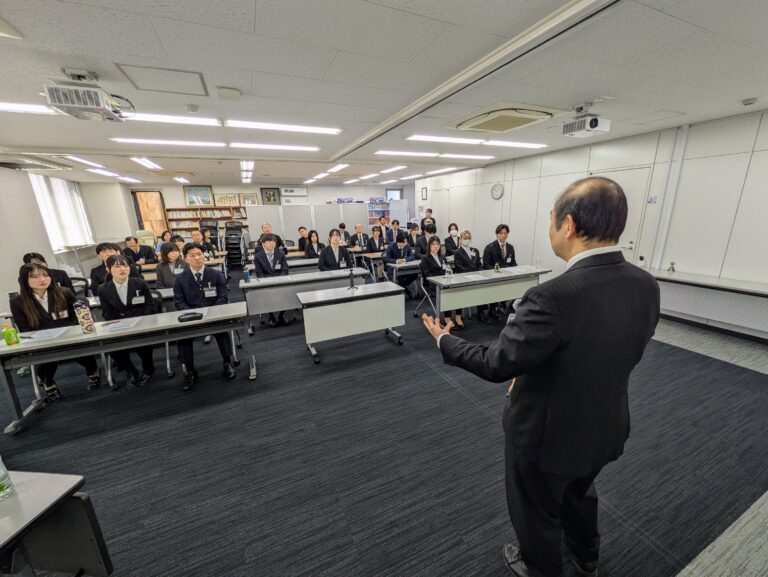 福岡陳銘俊處長應邀演講勉勵學子