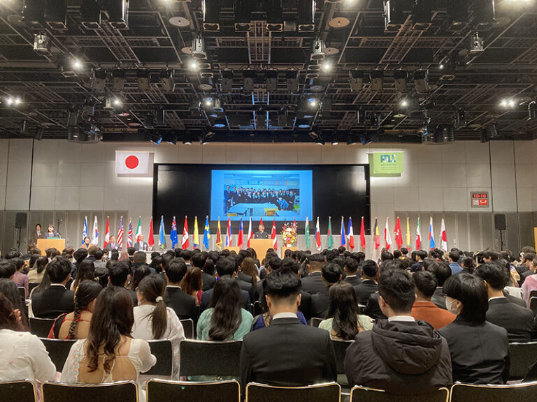 福岡外語專門學校2025年度畢業典禮