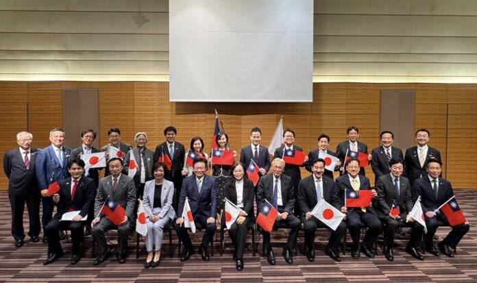 668592178_122122126713187312_6540323000586331827_n