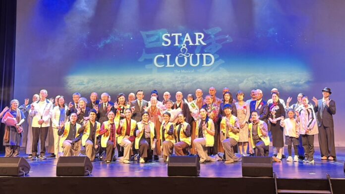 表演團體及貴賓合照 表演團體及貴賓合照