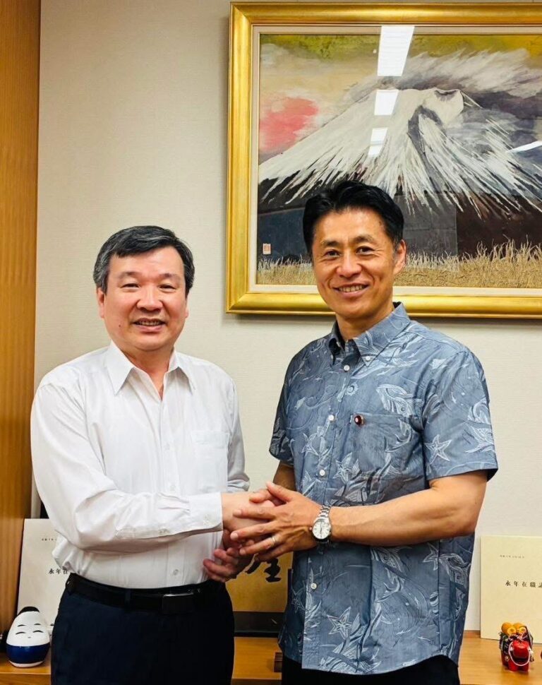 李逸洋代表、米中首脳会談に言及　「米中対立は既定路線、中国への大幅譲歩はあり得ない」（日本語、中文）
