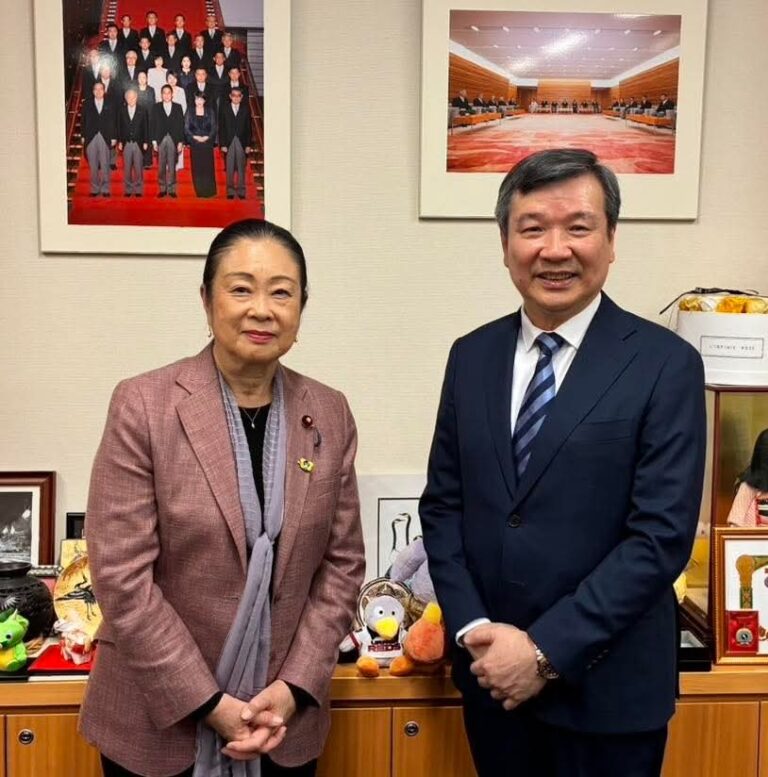 李逸洋駐日代表が土屋品子前復興大臣を訪問　幅広い分野で意見交換
