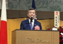 駐日代表処が国慶レセプション 約1200人が台湾の国慶祝う 李逸洋代表